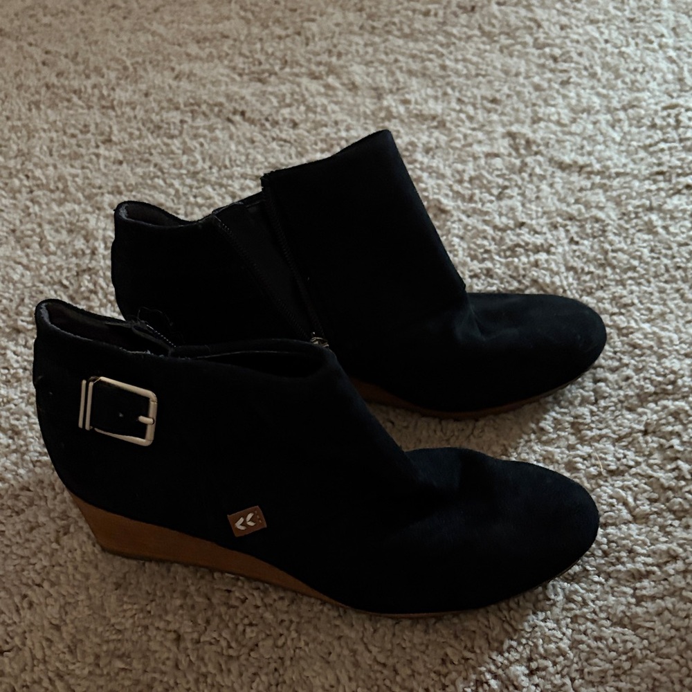 Elegant Black Ankle Booties with Buckle Detail